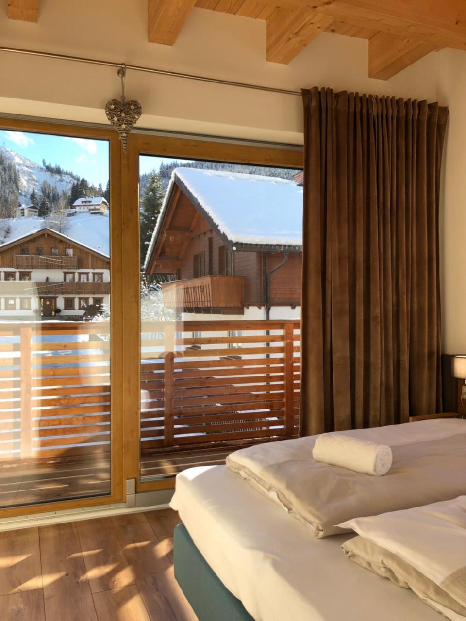 Hs - Rockhaus Aparthotel Pruggern Luaran gambar