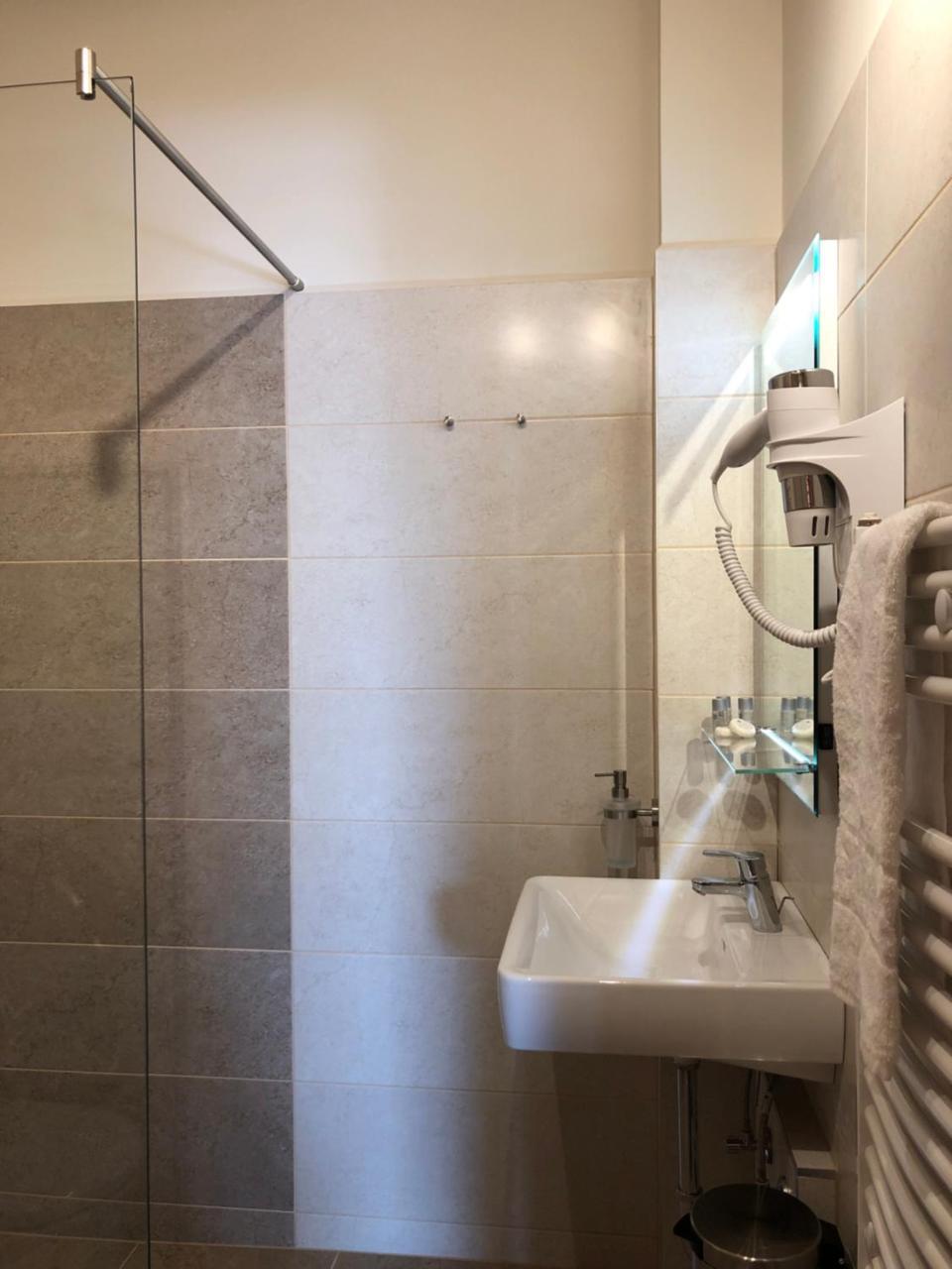 Hs - Rockhaus Aparthotel Pruggern Luaran gambar