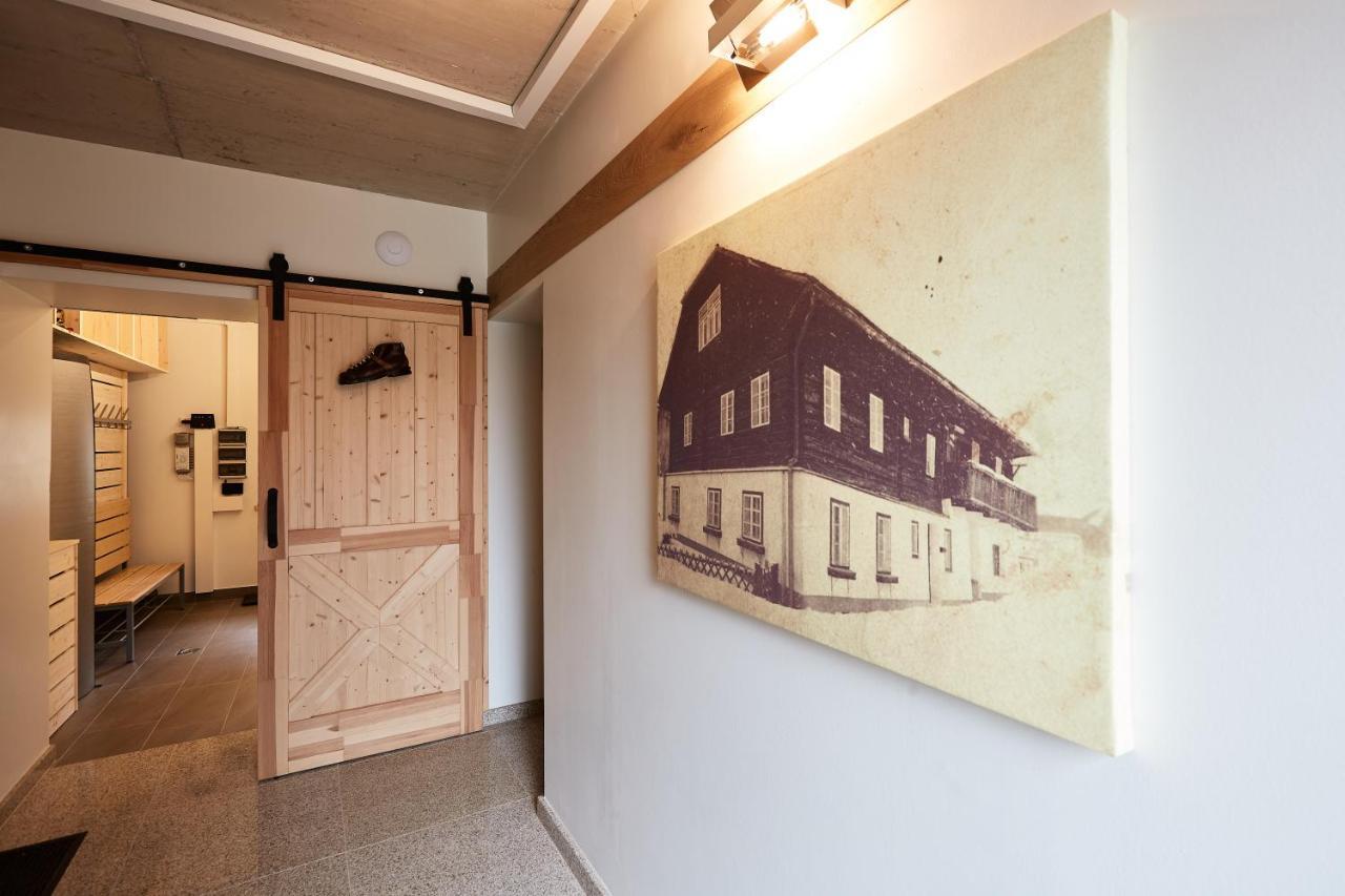 Hs - Rockhaus Aparthotel Pruggern Luaran gambar